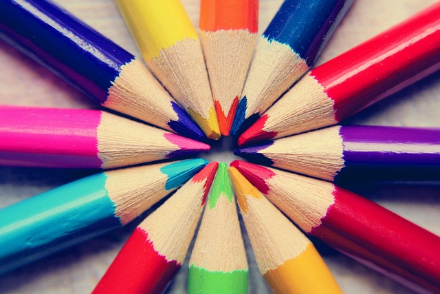 colored pencils 4031668 640 web